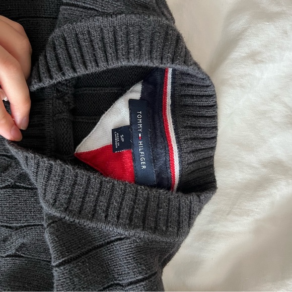 Tommy Hilfiger Embroidered Sweater - Picture 2 of 5